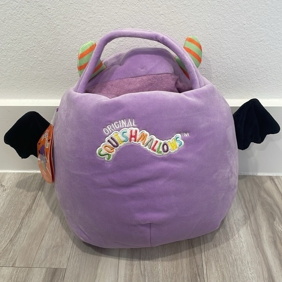 Squishmallow Blaze the Monster Halloween Trick or Treat Basket - Picture 3 of 3